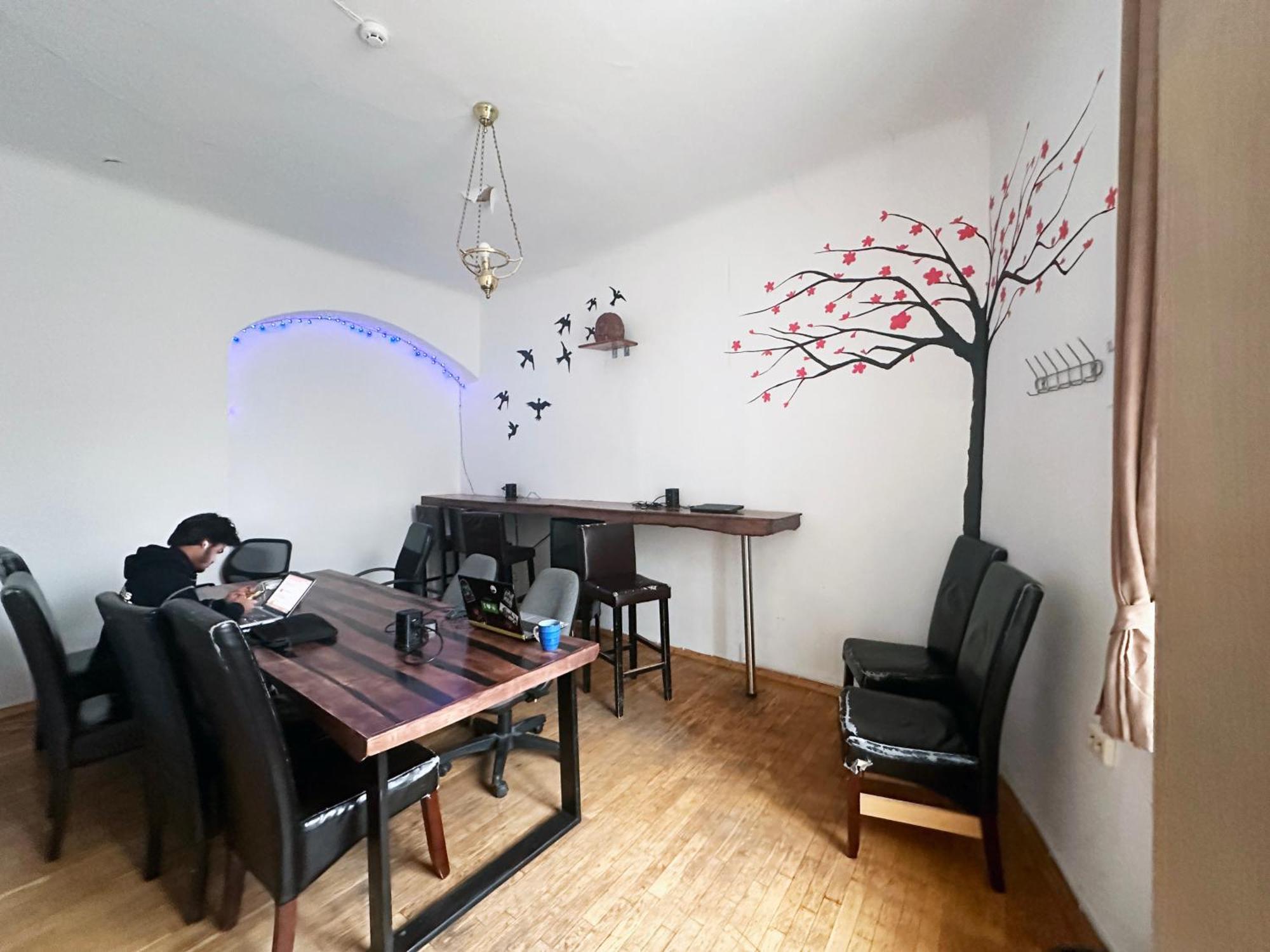 Imaginary (adults Only) Hostel *